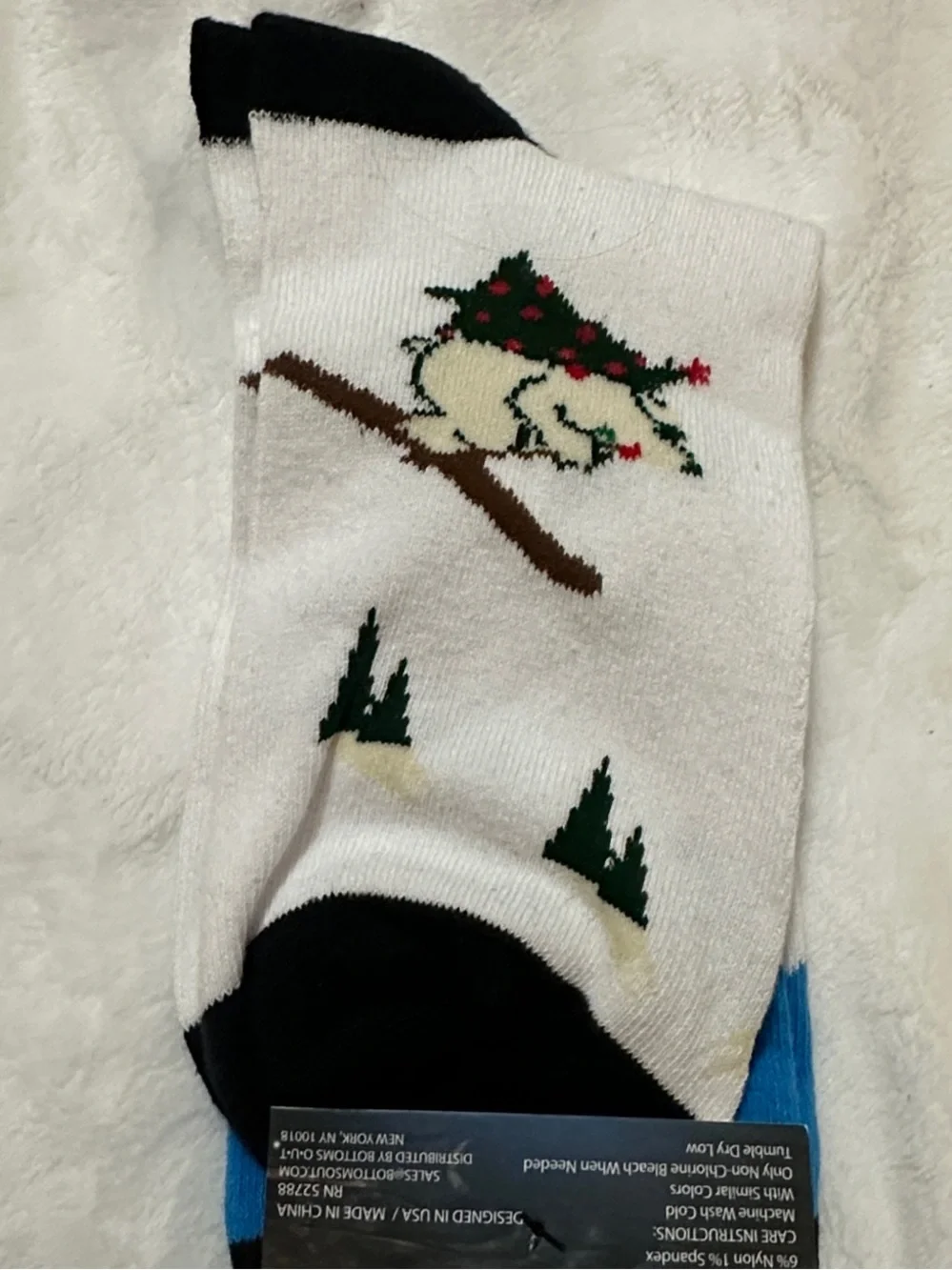 ⛷️ Bottoms Out Merry & Bright Skiing Polar Bear Crew Socks